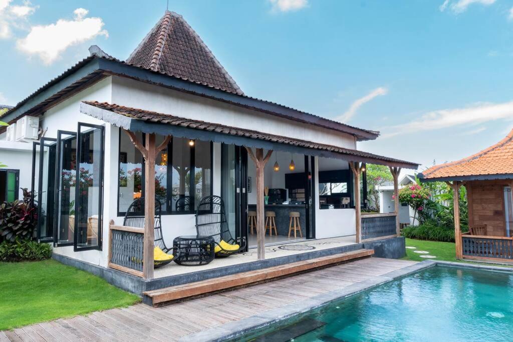 Berawa Canggu Stylish Joglo 3 Bedrooms Private Villa With Private Pool Exterior foto